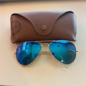 rayban polarized, blue mirrored aviators